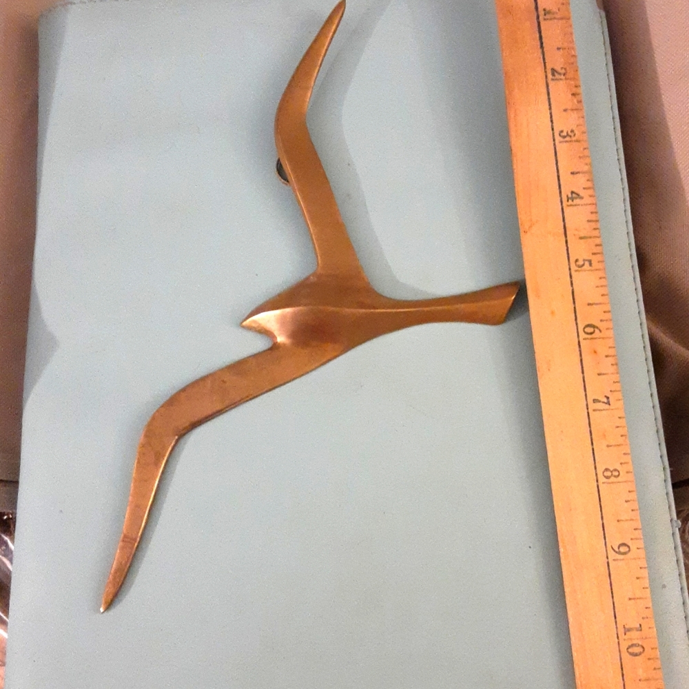 VINTAGE BRASS SEAGULL WALL ORNAMENT